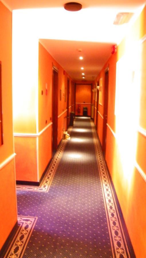 Hotel Alloggio Colombo Piacenza Zewnętrze zdjęcie